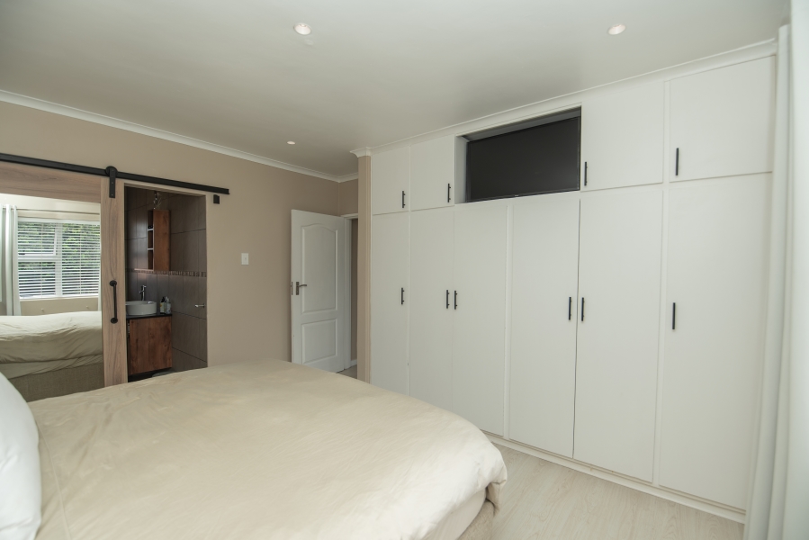 3 Bedroom Property for Sale in Sherwood Eastern Cape